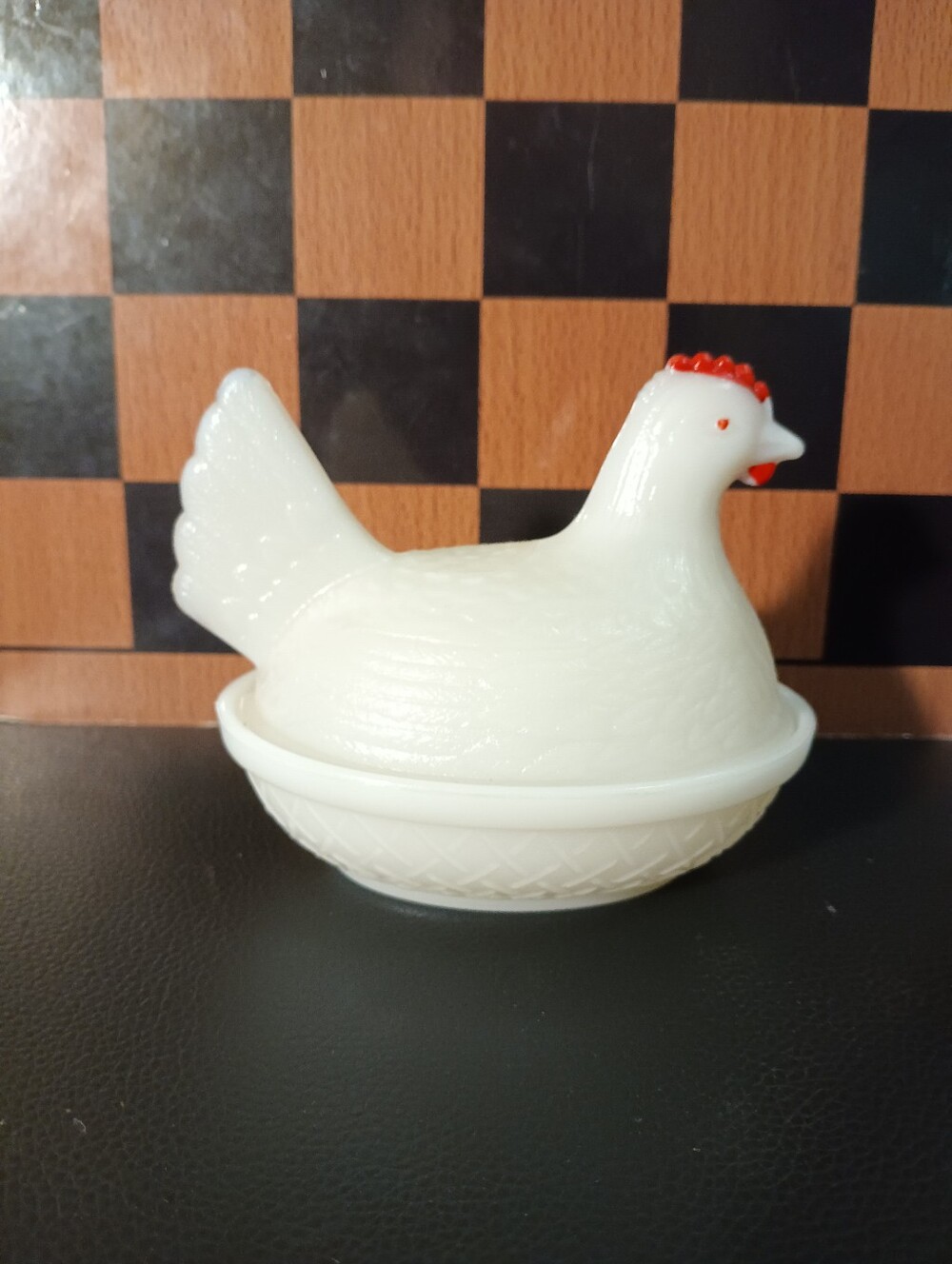 Vintage Milk Glass Hen on Nest Covered Dish Indiana Glass co